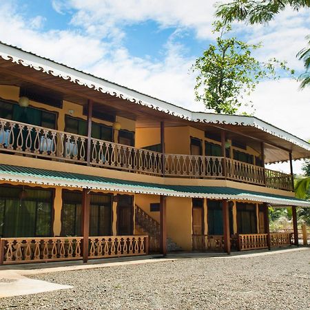 Hotel Sunshine Caribe Puerto Viejo de Talamanca Bagian luar foto