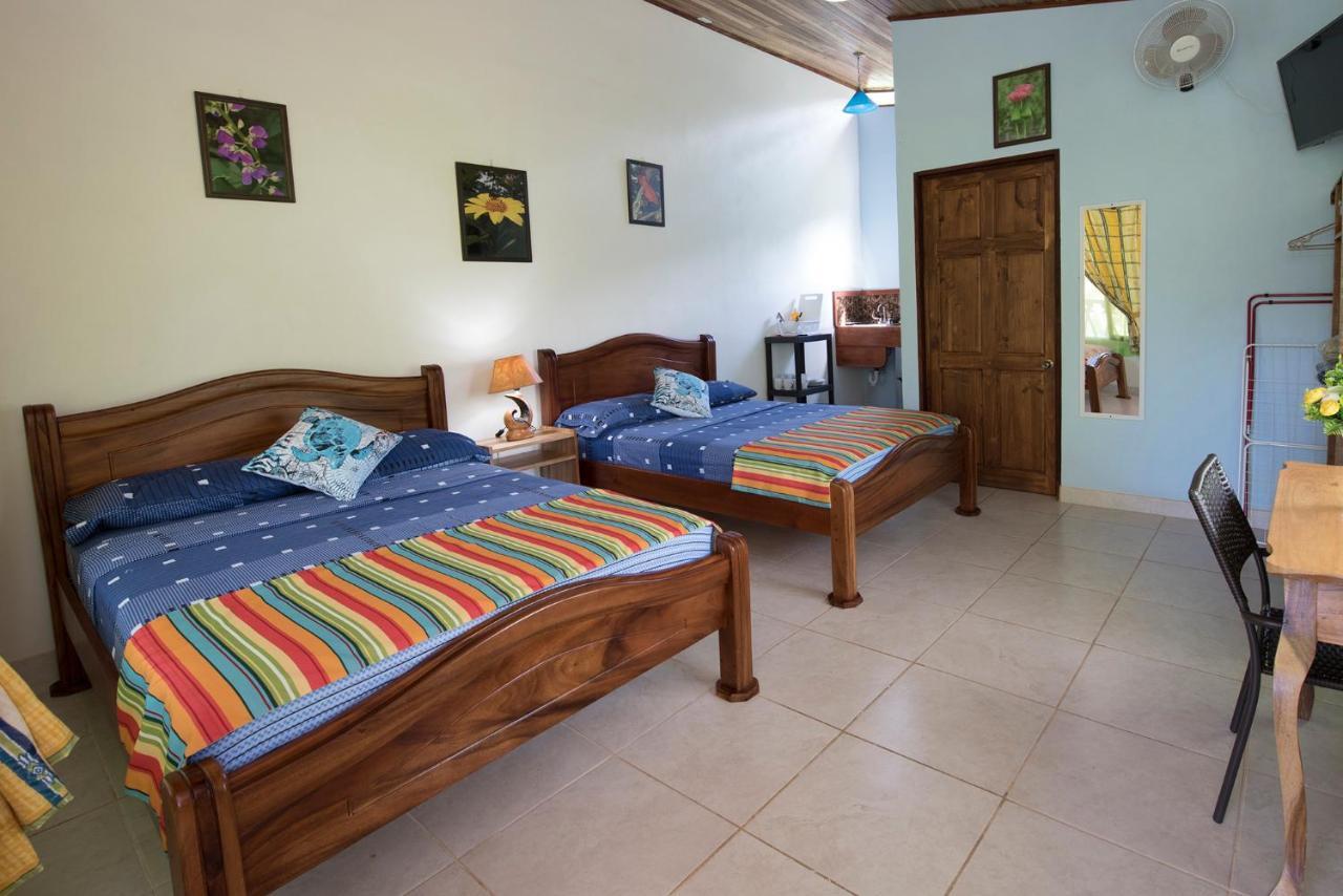 Hotel Sunshine Caribe Puerto Viejo de Talamanca Bagian luar foto
