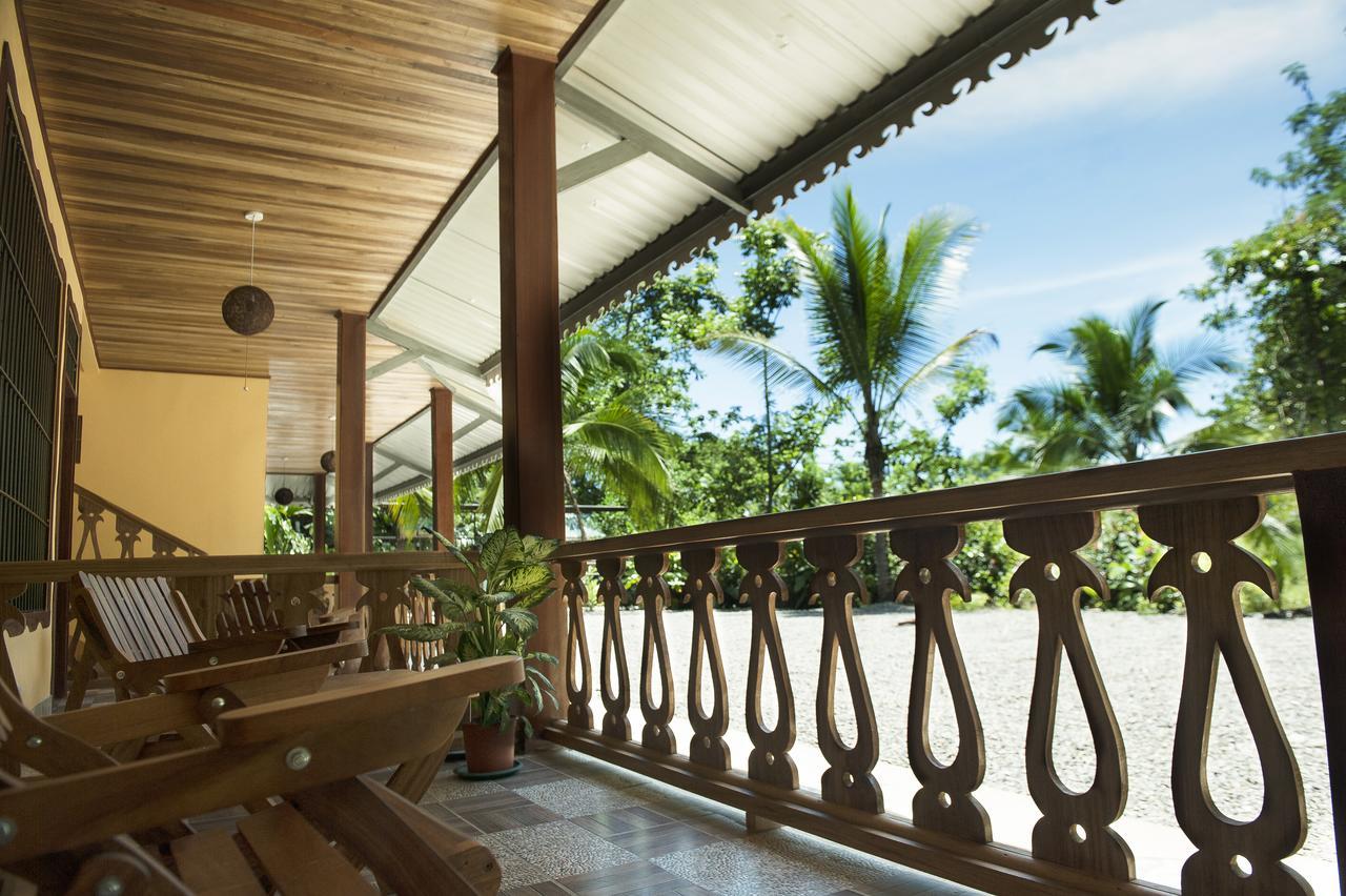 Hotel Sunshine Caribe Puerto Viejo de Talamanca Bagian luar foto