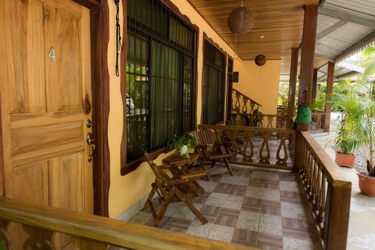 Hotel Sunshine Caribe Puerto Viejo de Talamanca Bagian luar foto